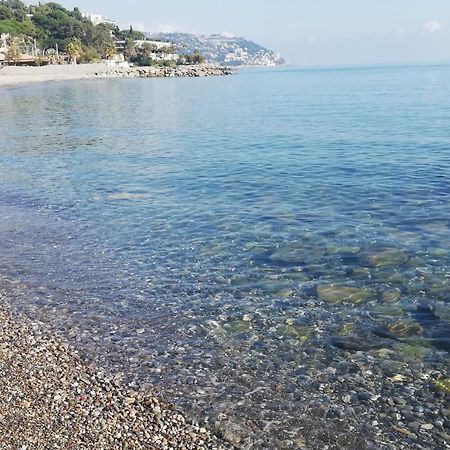 Casa Ambra Mare Apartment Бордихера Екстериор снимка